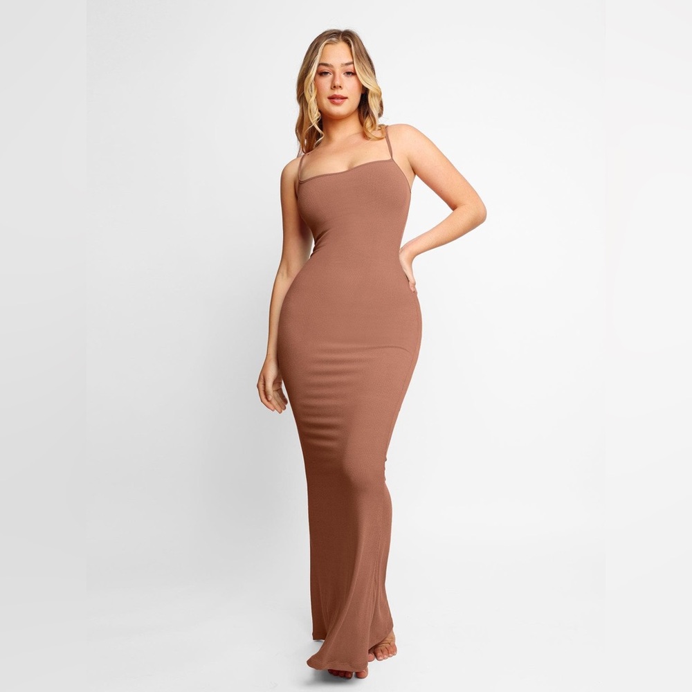 Medium popilush, maxi dress